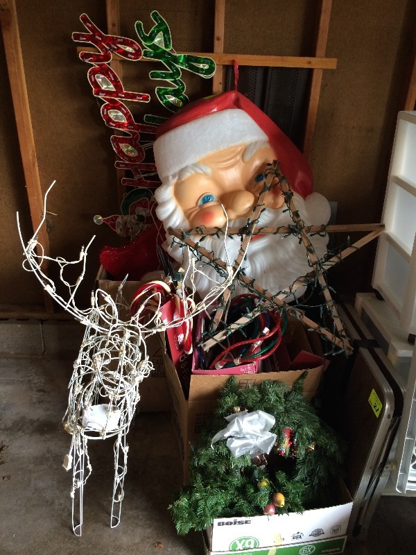 lot 31 image: Large lot of Christmas Yard Decorations - lights   They work