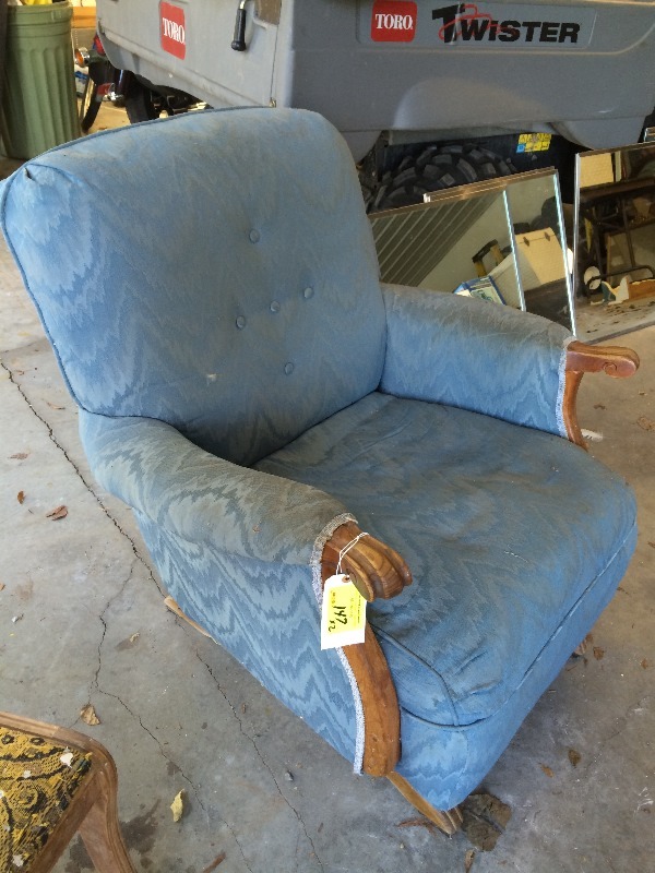lot 147 image: Antique  Vintage Chairs  lot of 2