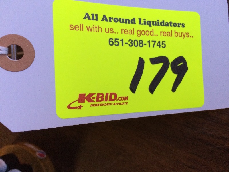 lot 179 image: Twins Bobble Heads   Harman Killabrew
