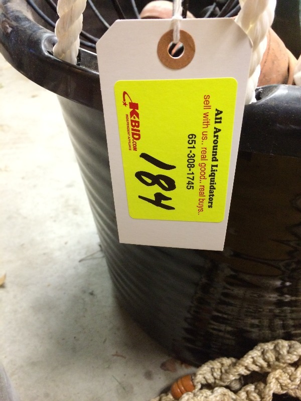 lot 184 image: Large lot of garden pots and misc