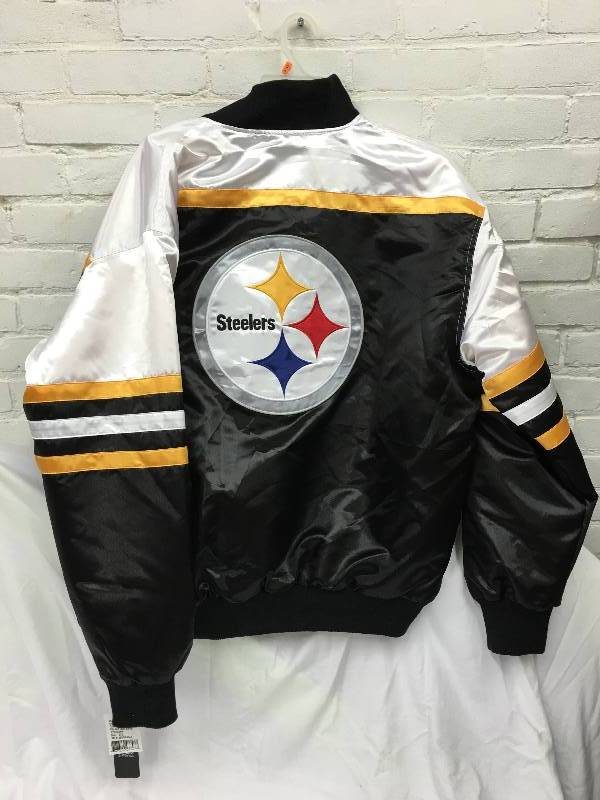 lot 64 image: steelers coat size 3xl
