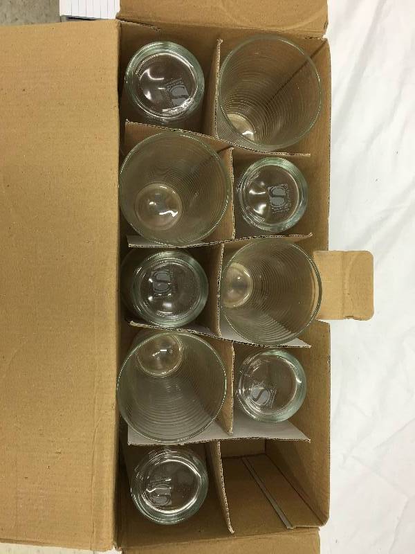 lot 78 image: UPTOWN 9 PC SET cup set