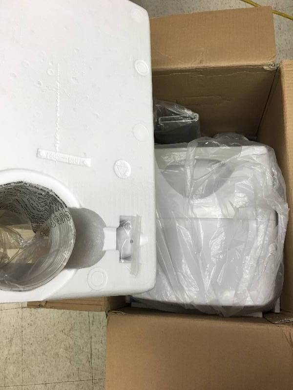 lot 15 image: SPT 10,000 BTU Air Conditioner and Heater retail $359