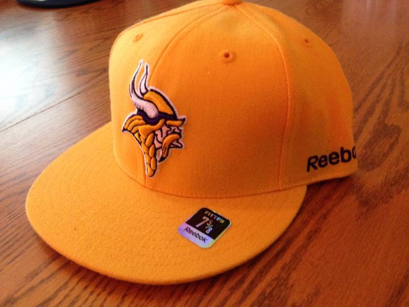 Minnesota Vikings NEW Reebok Fitted