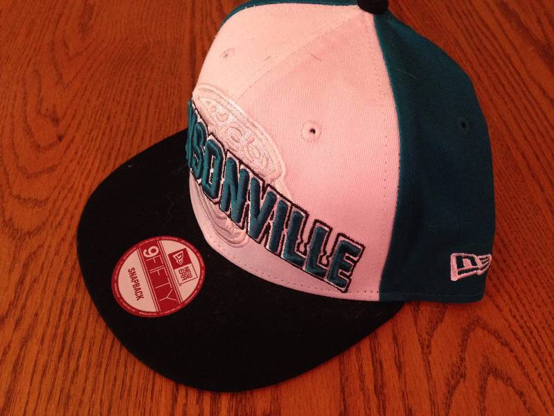 Jacksonville Jaguars New Era Snapback - NEW