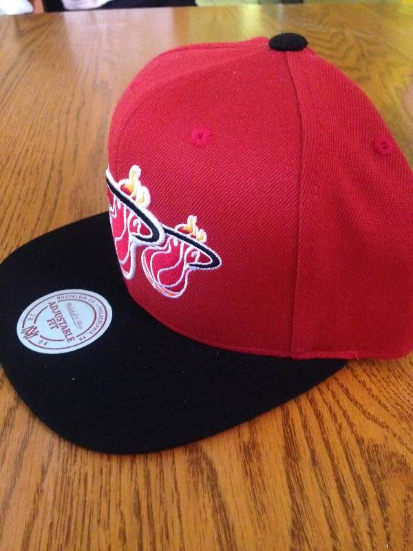 Miami Heat Mitchell & Ness Adjustable (New)