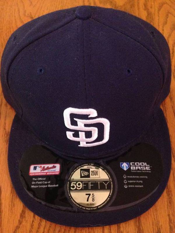 San Diego Padres New Era Fitted Hat. New w tags.