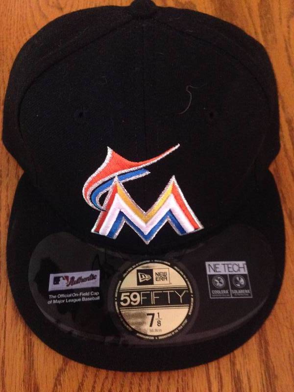 Miami Marlins New Era Fitted Hat. New w tags.
