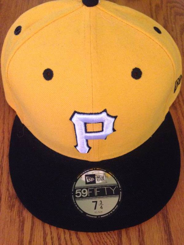 Pittsburgh Pirates New Era Fitted Hat. (New w tags)
