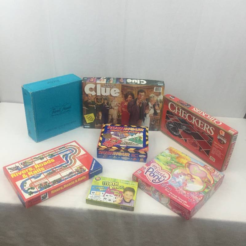 lot 080 image: Game Lot Some Vintage - Some New In Package - Some Educational - UNO DARE ANYONE