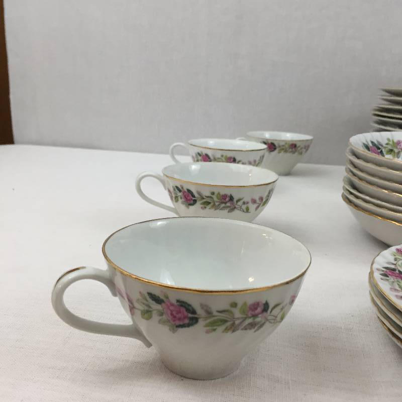 53 Piece Service Set Dinnerware 1960's Regency Rose Creative Fine China