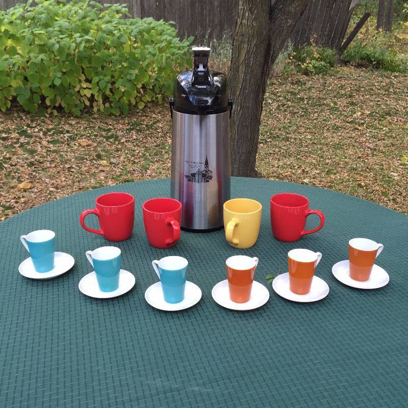 lot 104 image: Coffee Cups  Tea Cups  Cappuccino Lot - Thermos Server 3 Liter - All Excellent