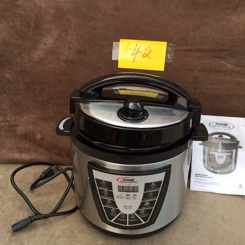 lot 42 image: XL Preassure Cooker