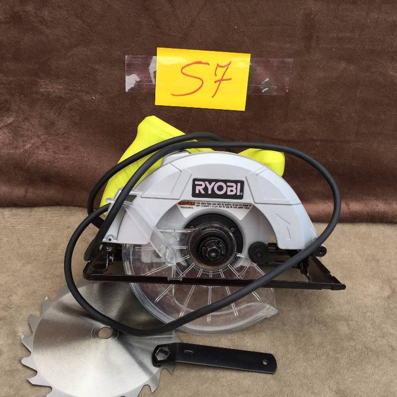 lot 57 image: Ryobi 7 14 Circular Saw