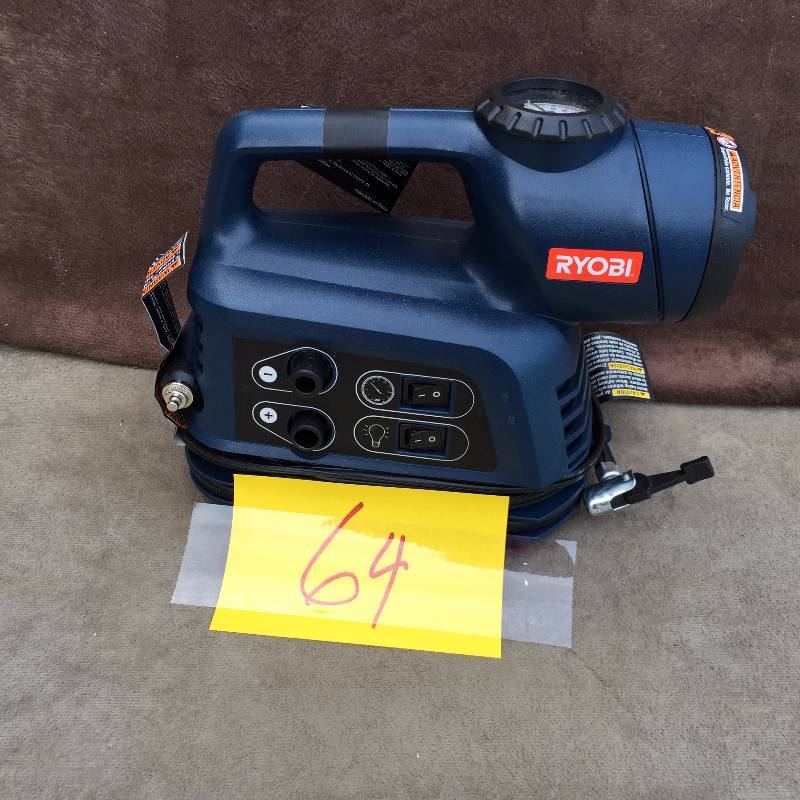 lot 64 image: Ryobi Inflator Deflator worklight