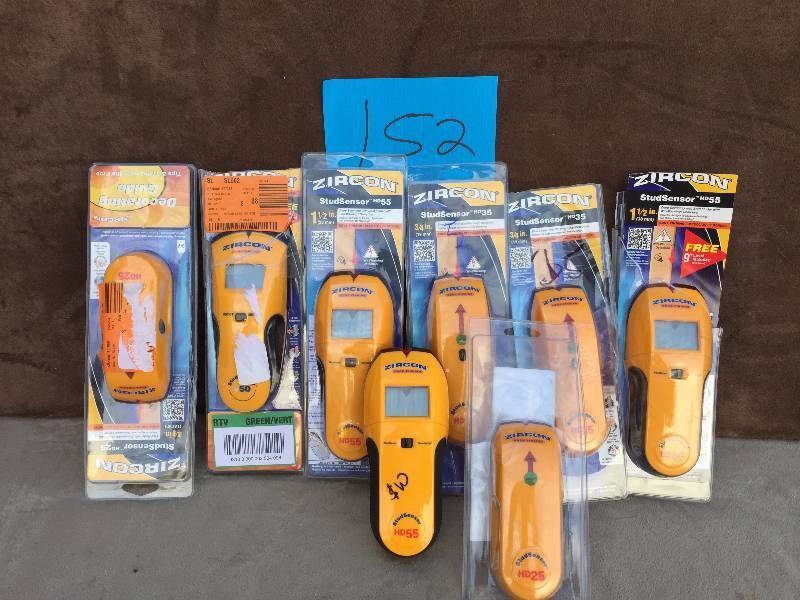 lot 152 image: Lot of Stud Sensors