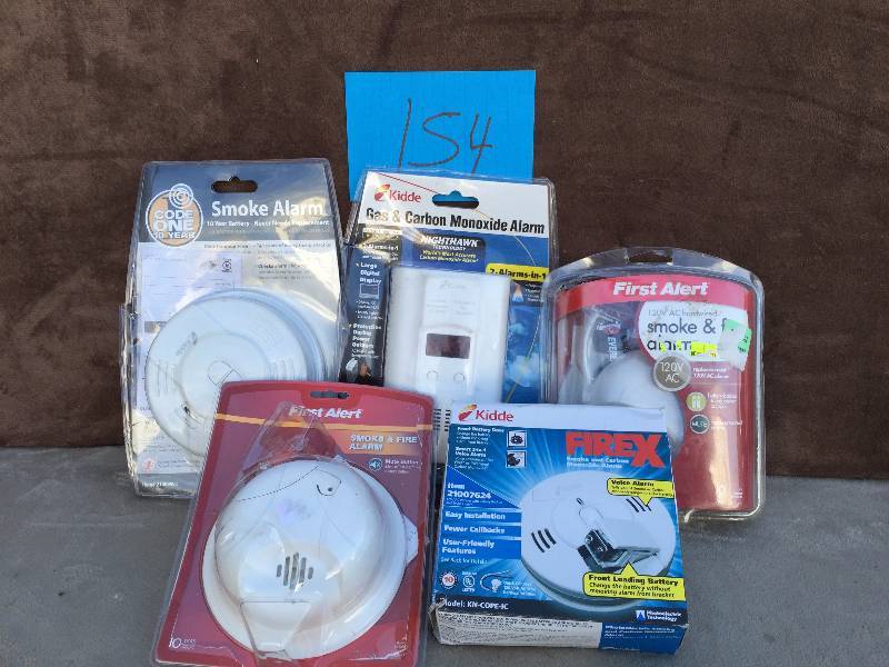 lot 154 image: Lot of Fire Alarms