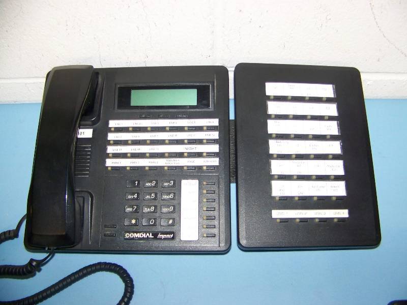 (4) Comdial, Impact, Business Telephones  Phones with Accessories