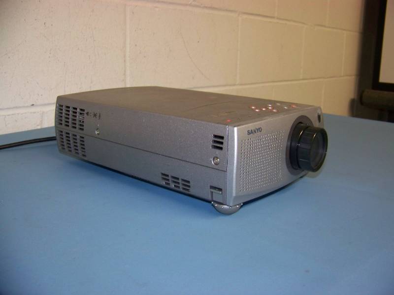 Sanyo, PLC-SW15, LCD Projector