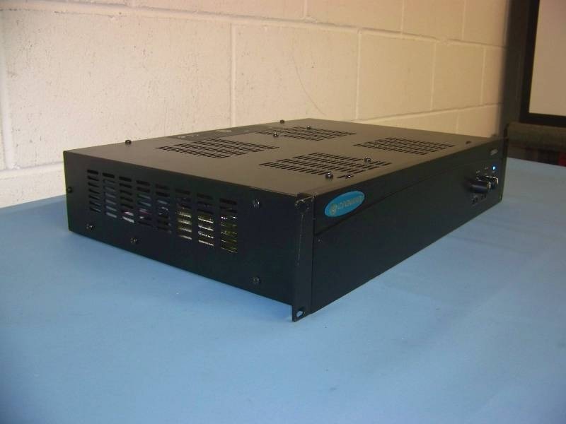 Crown, Dual 80W, Commercial Power Amplifier  Amp