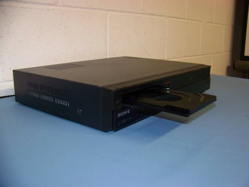 Sony, Video Cassette Recorder (VCR)  DVD Recorder