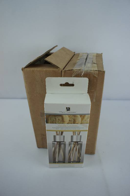 lot 6 image: Elegant Expressions Vanilla Cookies Reed Difussers