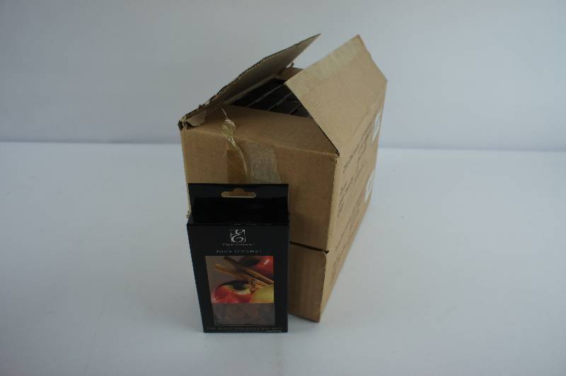 lot 8 image: Elegant Expressions Apple Cinnamon Fragrance Wax Melts