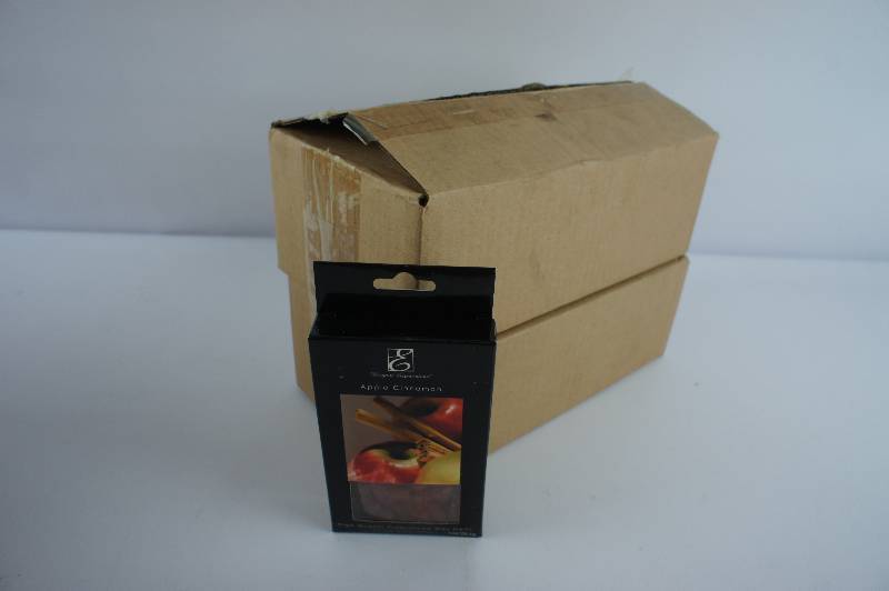 lot 12 image: Elegant Expressions Apple Cinnamon Fragrance Wax Melts