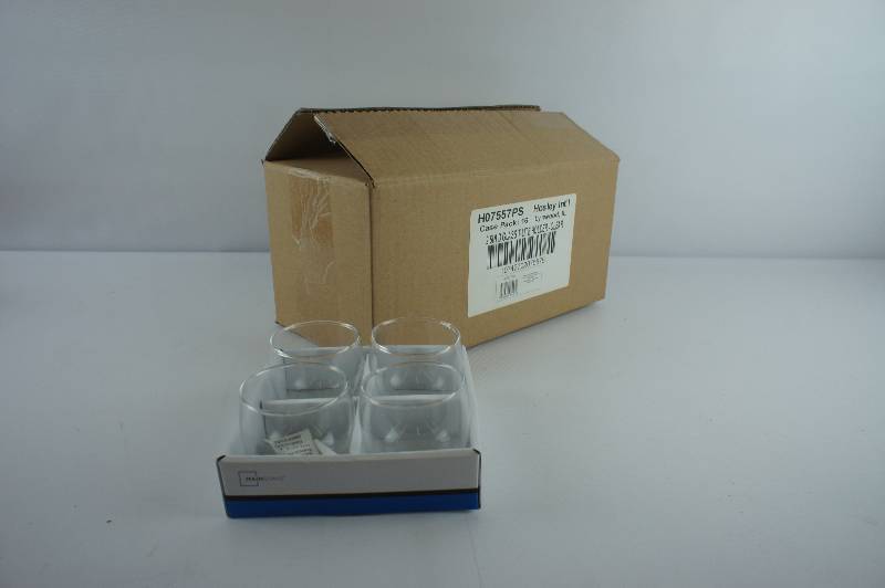 lot 20 image: Tealight Candle Holders