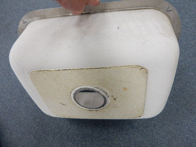 Stainless Steel Single Sink.. Bottom mounting.