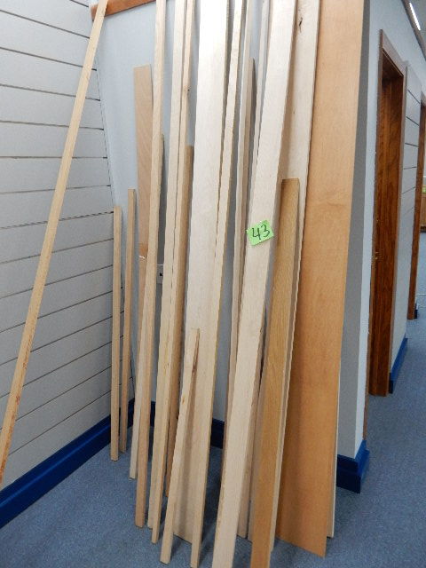Misc. Hardwood dimension lumber.. Looks like Maple and Oak