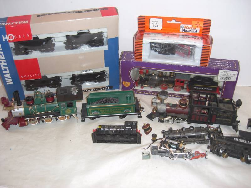 Model Trains -  Walthers, IHC Premier Series - Vintage to Newer