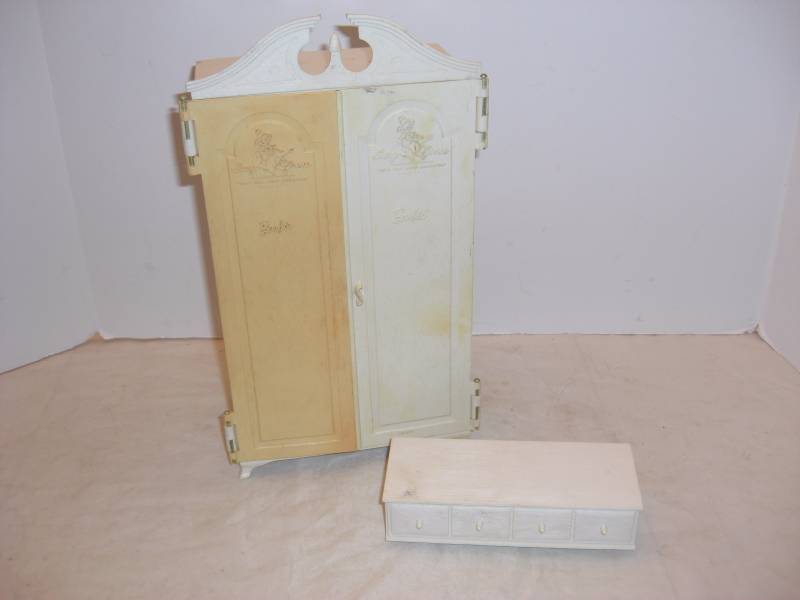 1960s Barbie & Accessories - Austin Healely Car, Suzy Goose Bed, Wardrobe