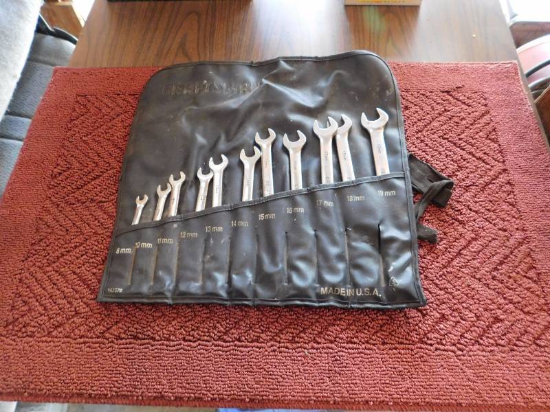 lot 17 image: Craftsman Socket set