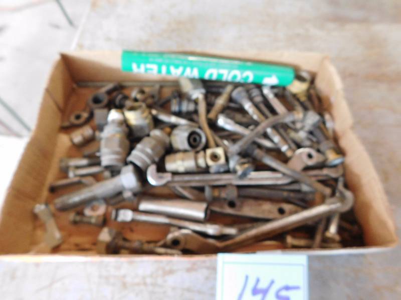 lot 145 image: gear pulling parts and more see photos