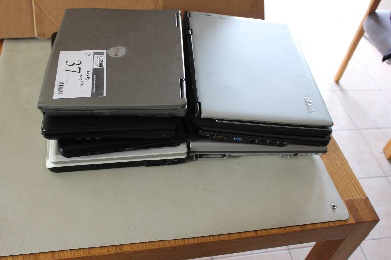 lot 37 image: 7 laptops, as is for parts