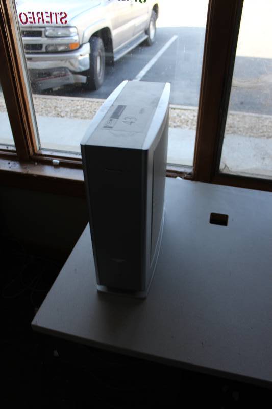 lot 43 image: Panasonic subwoofer, as is for parts