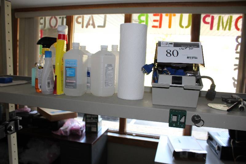 lot 80 image: Cleaning supplies, misc cables and adapters
