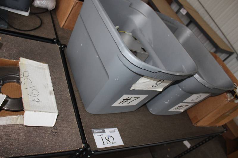 lot 201 image: Misc electronics as is for parts