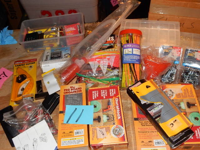 lot 11 image: Miscellaneous Pegs and Fasteners.. See closeups for detail