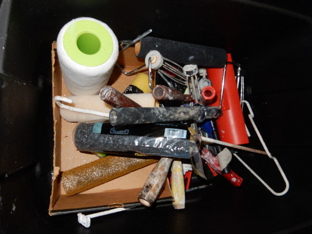 lot 46 image: Paint Rollers, Covers, Mixing Paddles other painting items