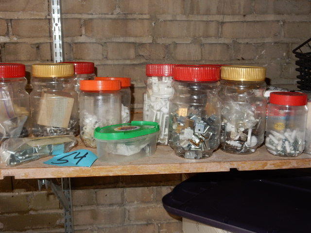 lot 54 image: Lot of Shelf Hardwareplastic ware