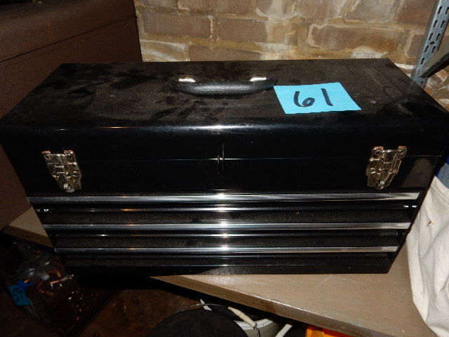 lot 61 image: 21 in Metal Tools Box.. NEW.. Never used