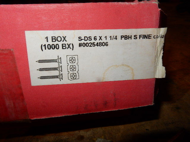 lot 10E image: Misc. Nails.. Senco,Bostitch, Hilti.. See pictures