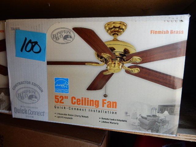 lot 100 image: Hampton Bay, 52 in, 5 Blade ceiling Fan.. New in Box