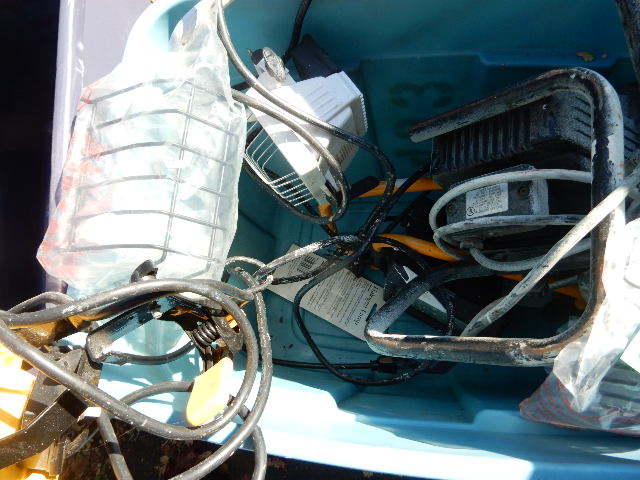 lot 188 image: 4 Halogen work lights. AMBER, Emergency Light