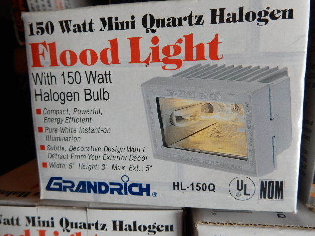 lot 192 image: Large lot of NEW light fixtures