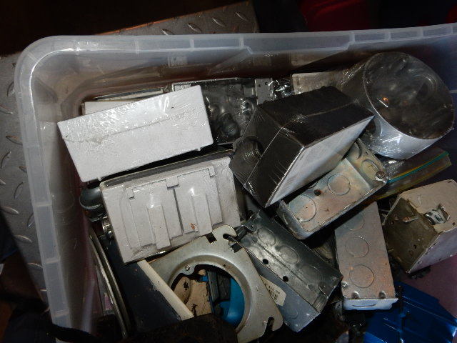 lot 197 image: Tub of Electrical Boxes