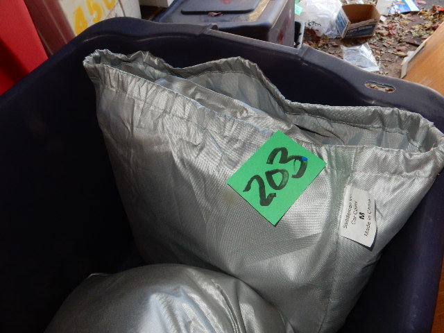 lot 203 image: Large and Medium Size Car Covers.