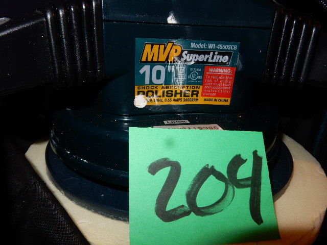 lot 204 image: Car polisher and other car care items